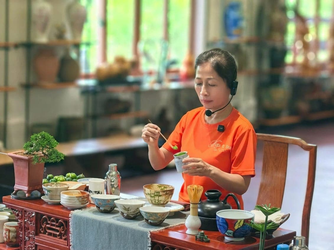 Tiệc trà phong cách Việt Nhật